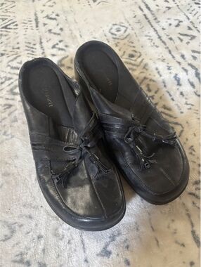 Esprit Black Leather Slip-On Loafers with Tassels Size 6